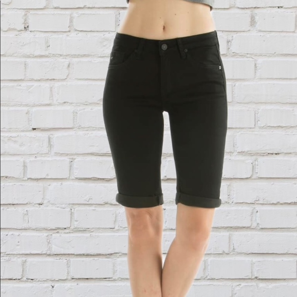 Mid Rise Bermuda Shorts - Picture 4 of 7